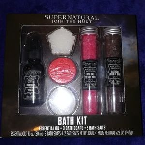 🖤SUPERNATURAL🖤 Bath Kit